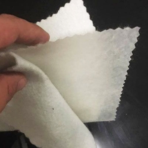 两布一膜复合土工膜
